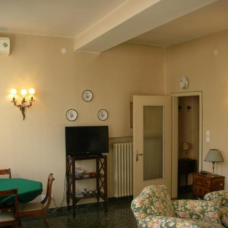 Nice Apartments in Downtown - Appartamento con Vista Giardino - 14