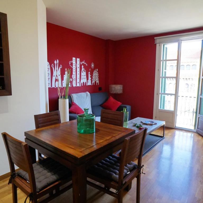 Barcelona4Seasons - Central Palace - Three-Bedroom Apartment - 5
