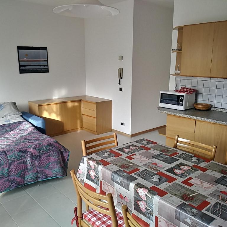 Appartamenti DOLOMITI - One-Bedroom Apartment - 8