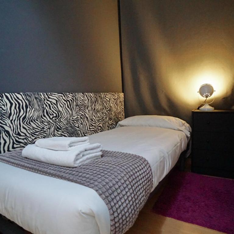 Barcelona4Seasons II - Standard Three-Bedroom Apartment - Calle Casanovas 78 - 9
