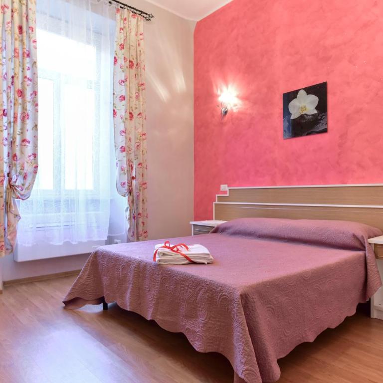 Trani B&T Rooms - Camera Matrimoniale Standard con Bagno in Comune - 2