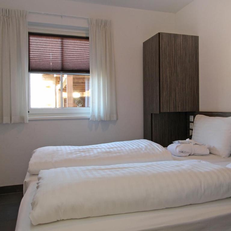 AvenidA Mountain Resort by Alpin Rentals - incl Summercard - Apartment C16 mit drei Schlafzimmern - 1