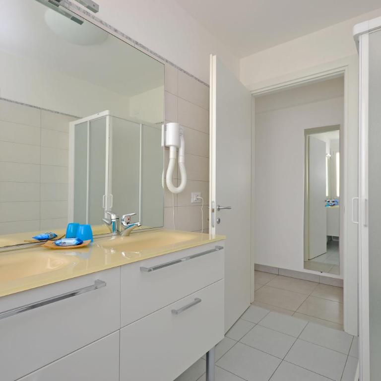 Appartamenti Mare - Appartamento con 2 Camere da Letto e Balcone - 20