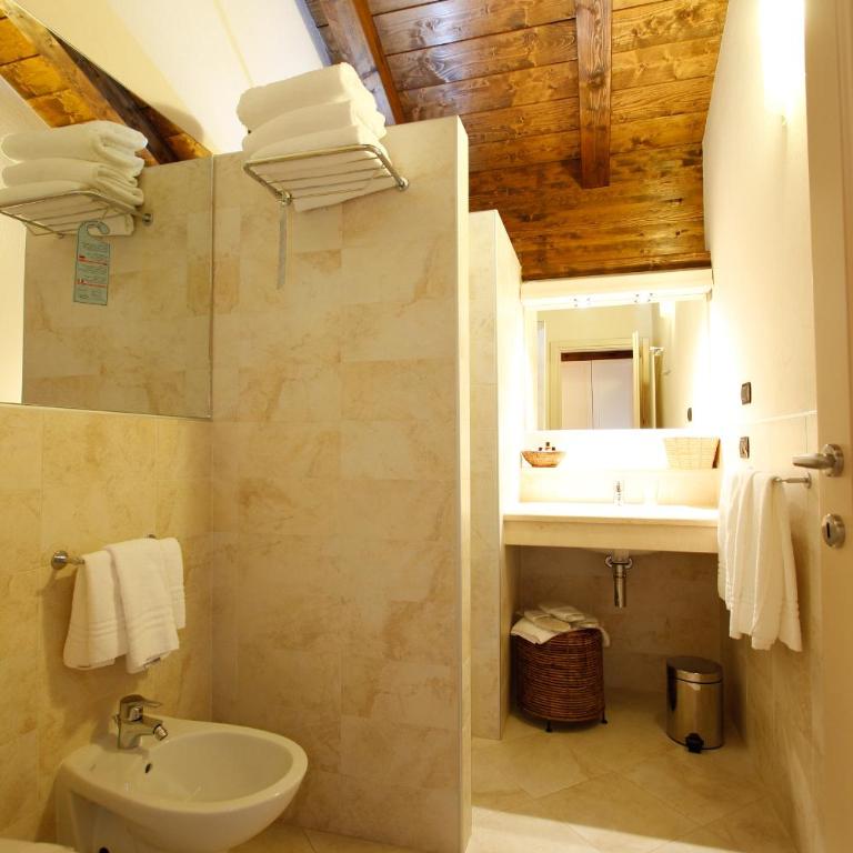Albergo della Ceramica - Camera Standard Matrimoniale/Doppia con Letti Singoli - 1