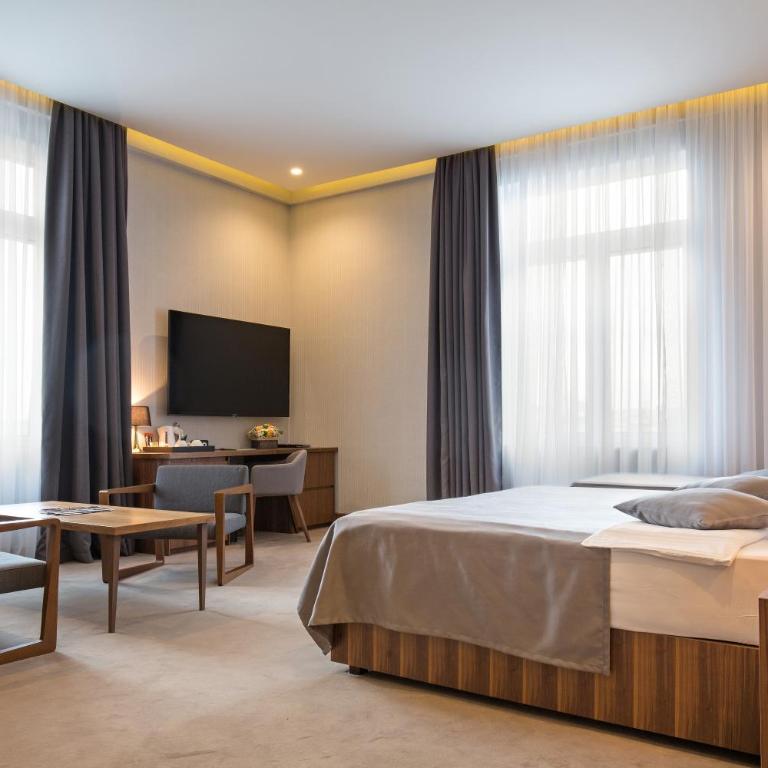 Five Points Square - City Center - Executive Dvokrevetna Soba sa Bračnim Krevetom - 1