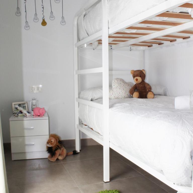 Nest Flats Granada - Two-Bedroom Family Apartment - 3