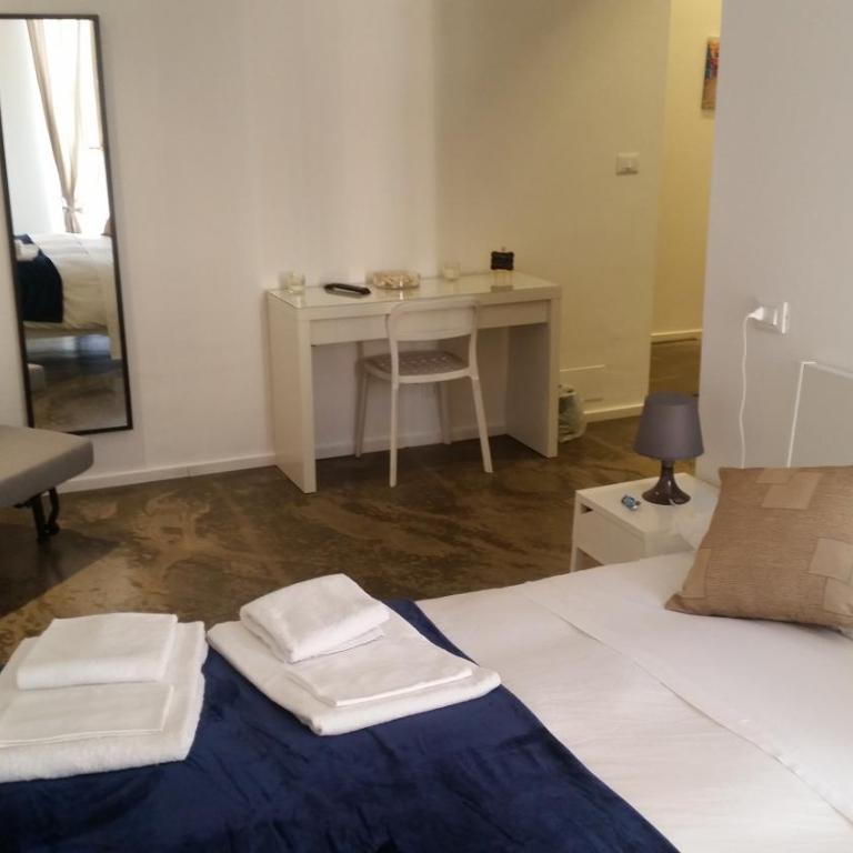 Palermo Rooms - Suite con Balcone - 6