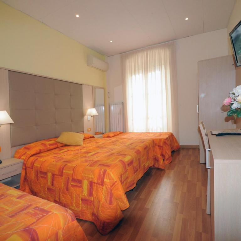Hotel Alexander & Spa - Camera Quadrupla - 1
