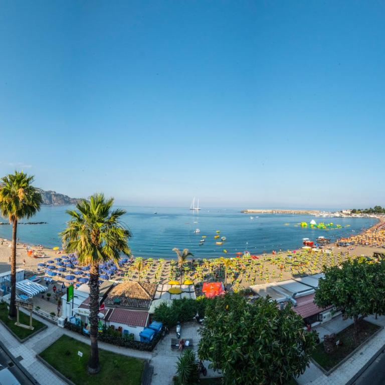 Hotel La Sirenetta - Camera Superior Matrimoniale/Doppia con Letti Singoli con Vista Mare - 1