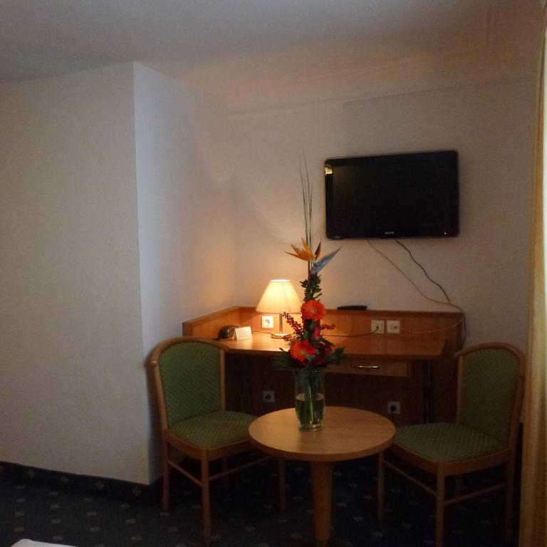 Hotel Möve garni - Großes Doppelzimmer - 5
