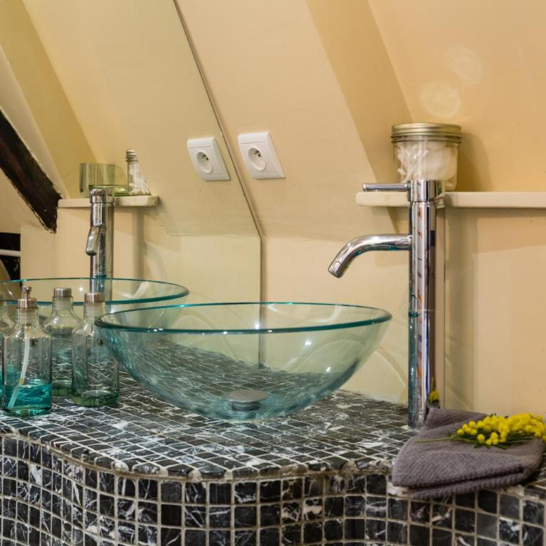 Toits et Moi - One-Bedroom Apartment - 11