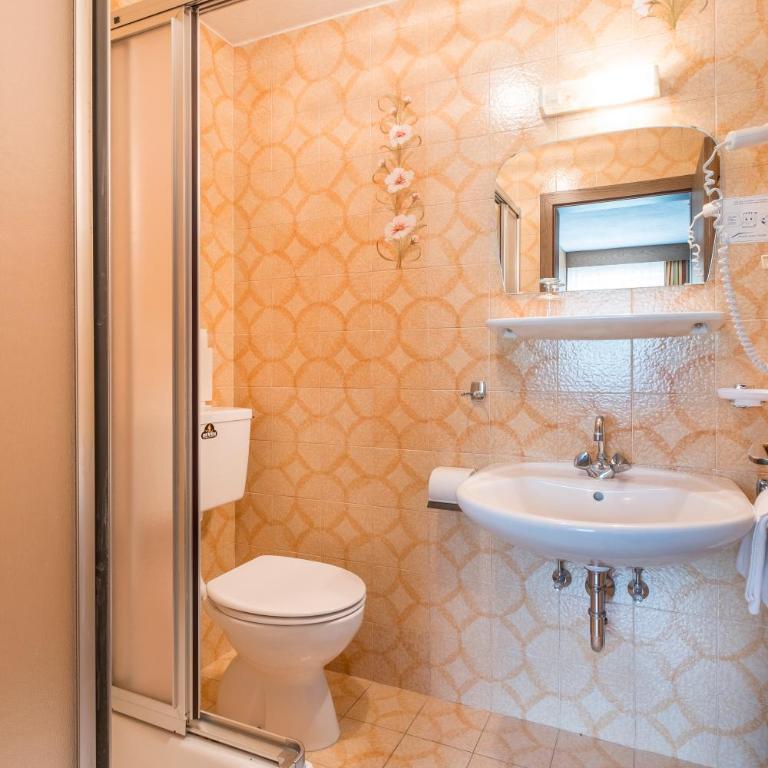 Hotel Serena - Basic Doppelzimmer - 6