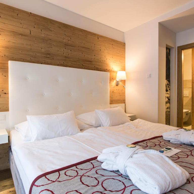 Hotel Ritzlerhof - Panorama und Spa - Doppelzimmer Baerenkopf Alpin mit Balkon - 3