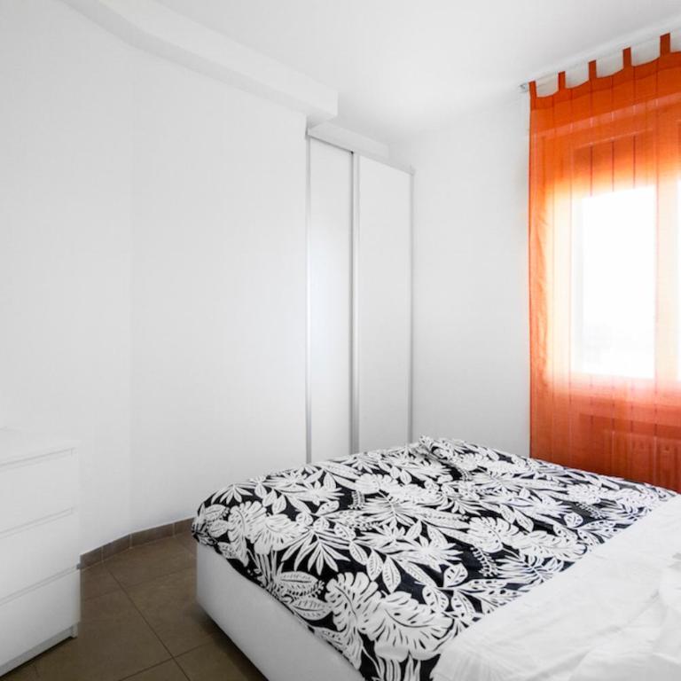 Orange Apartment Bologna - Apartamento - 5