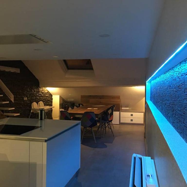 Le Cocon De Notre Dame - Four-Bedroom Loft Apartment with Sauna - 13