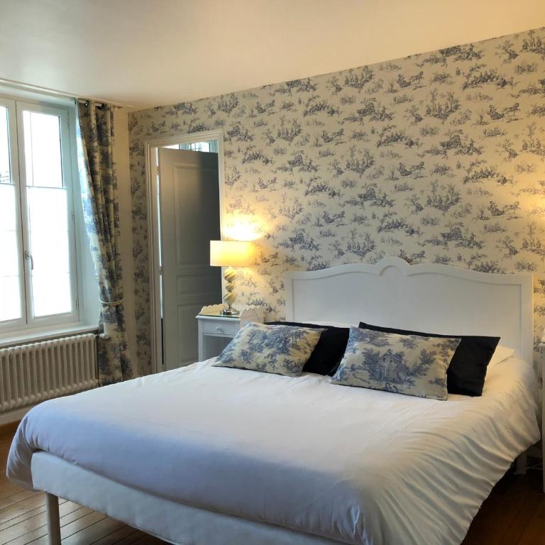 Enclos de l'Evêché - Chambre Supérieure Lit Queen-Size - 1