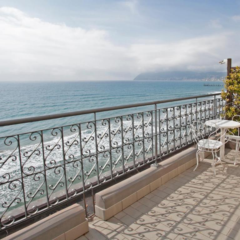 Hotel Savoia - Camera Matrimoniale con Terrazza Vista Mare - Dependance - 3