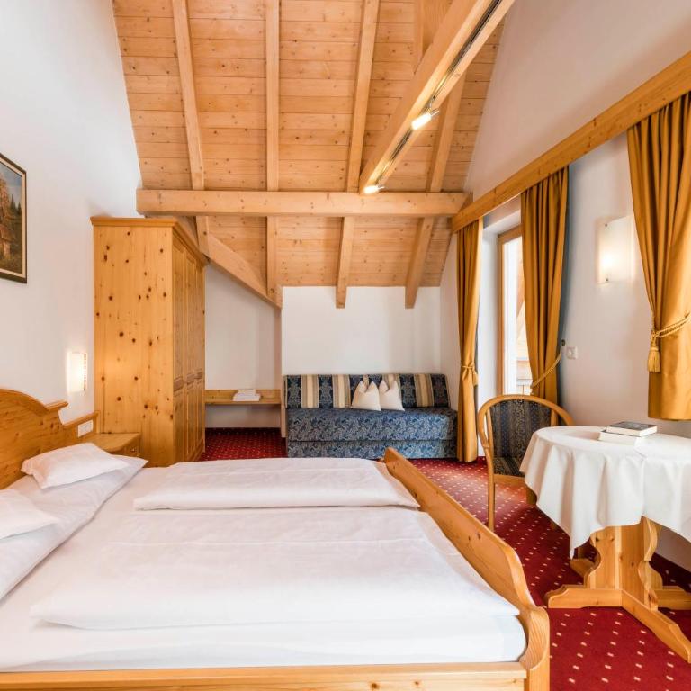 B&B Hotel Alpenrose Rooms & Apartments - Superior Doppelzimmer mit Balkon - 1
