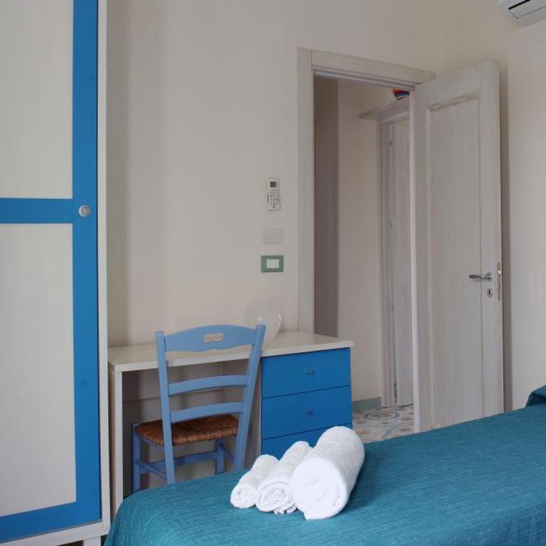 Camere Borgo - Quadruple Room with Private Bathroom - 8