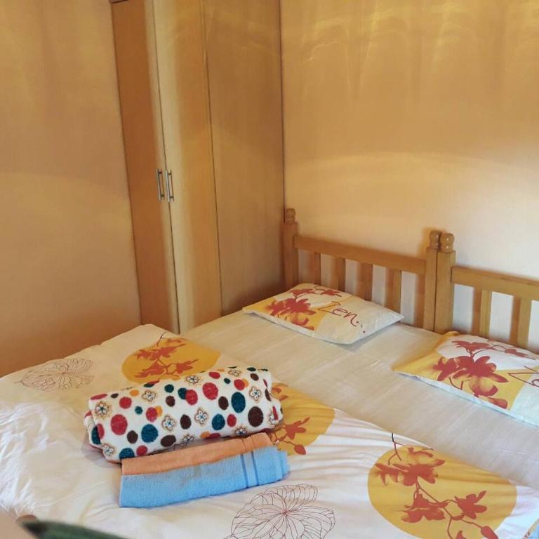 House Stijepovic - Four-Bedroom House - 13