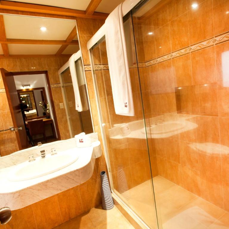 Hotel Gillow - Habitación Doble - 2 camas dobles - 2
