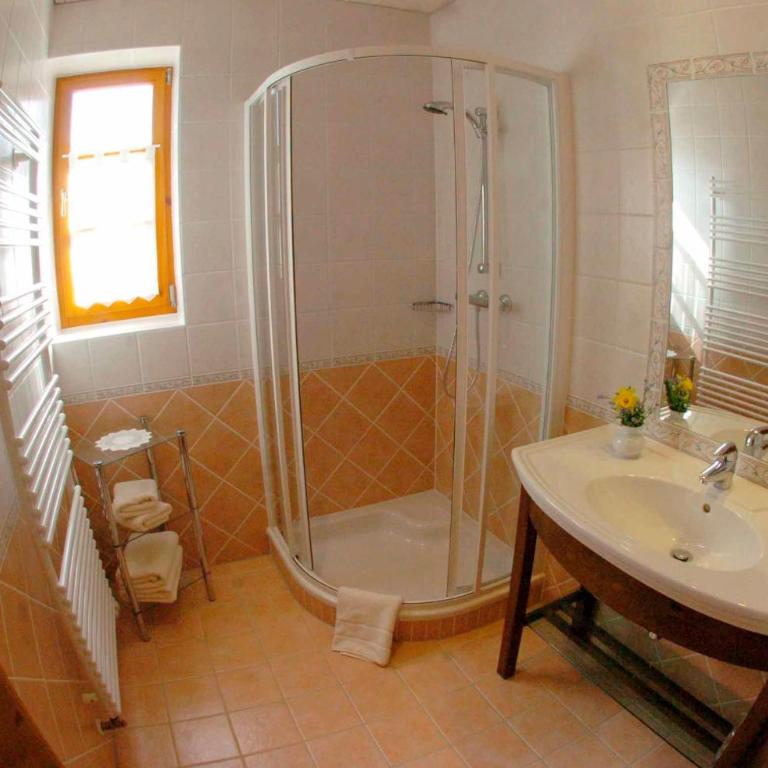Weingut Winzerhof Gästezimmer Grebenz - Doppelzimmer - 11