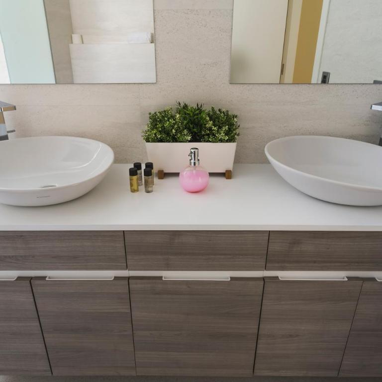 HQ Rooms Apartments San Vicente - 3 Bedroom Penthouse Apartment - 15