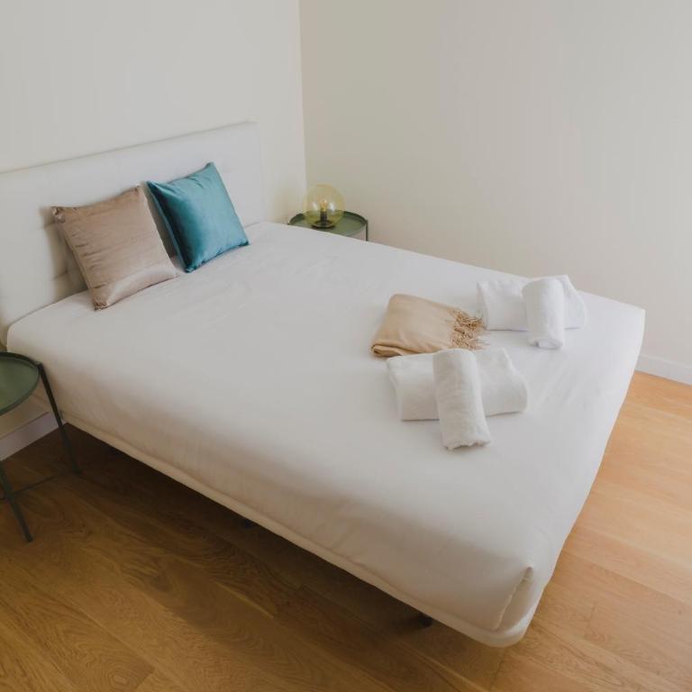 HQ Rooms Apartments San Vicente - 3 Bedroom Penthouse Apartment - 23