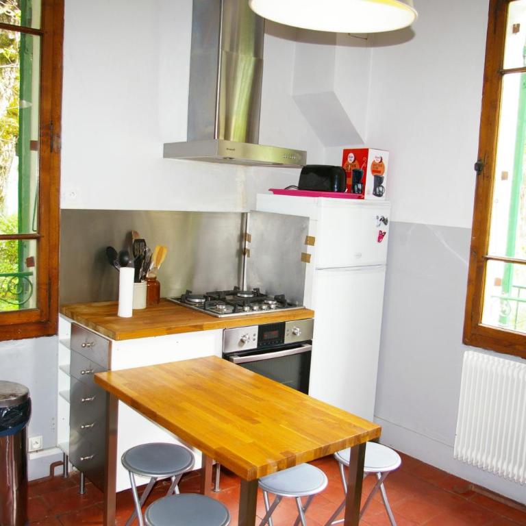 Angel Services - Le Nant - Maison 4 Chambres - 3