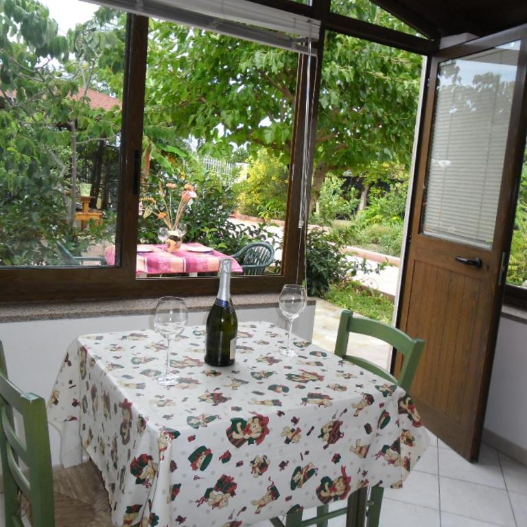 Residenza Pousada Romantica - Monolocale con Vista Giardino - 2