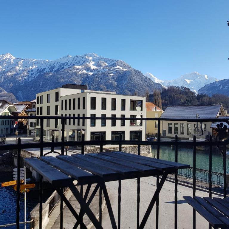 The Aarburg Hotel & Café - Small Double Room - 6