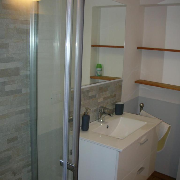 Nice Apartments in Downtown - Appartamento con 2 Camere da Letto - Piano Terra - 1