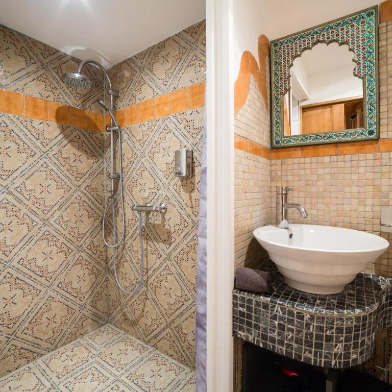 Jacuzzi Privé, les 1001 nuits à Sarlat - Appartamento Superior con Sauna - 12