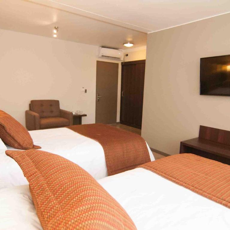 Hotel Manso de Velasco - Habitación Doble Superior - 1 cama extragrande o 2 individuales - 10