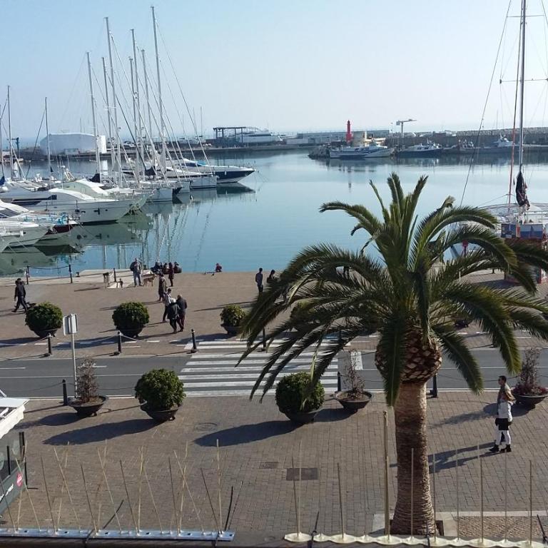 Al Centre Del Port - Apartamento Superior - 1