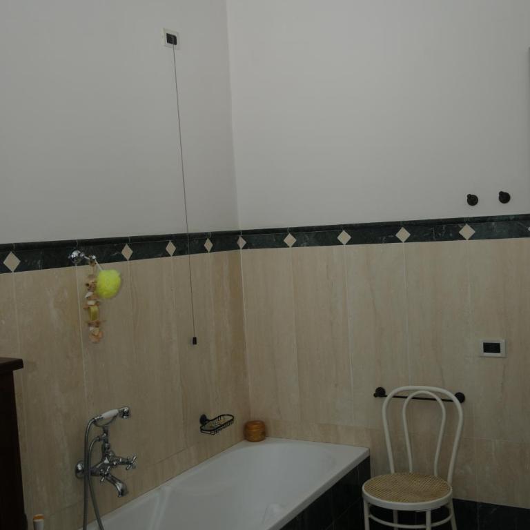 B&B Villa Gualterio - Camera Matrimoniale con Bagno Privato - 4
