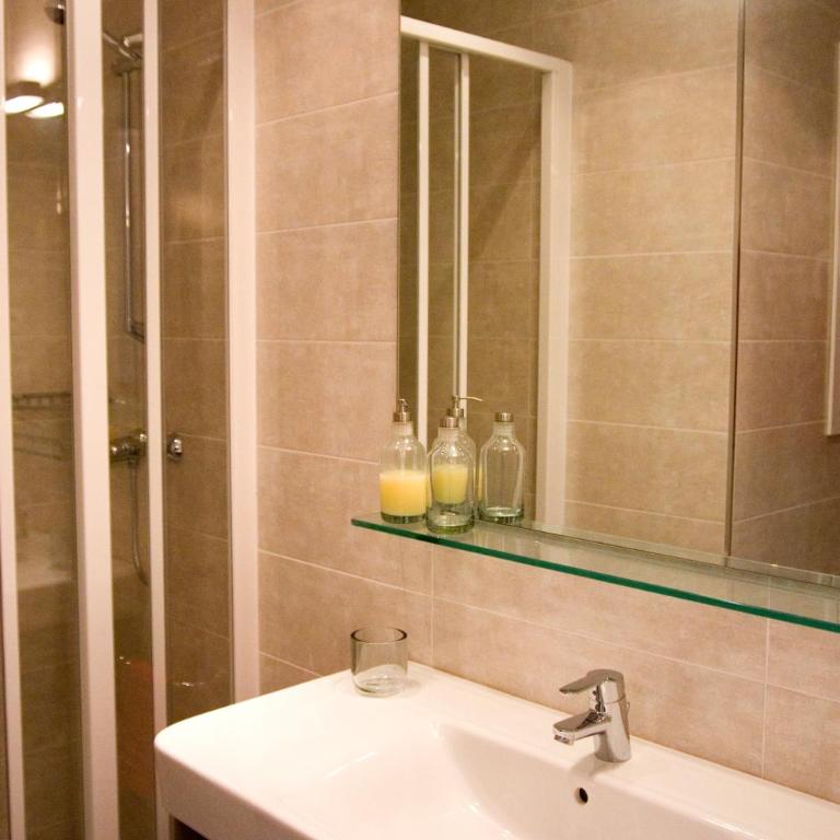 Sant Pau Terraces Apartments - Deluxe One-Bedroom Apartment with Terrace - 10