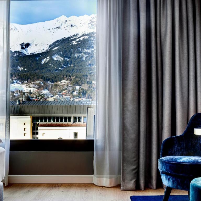 STAGE 12 Hotel by Penz - Double Room with Mountain View - 5