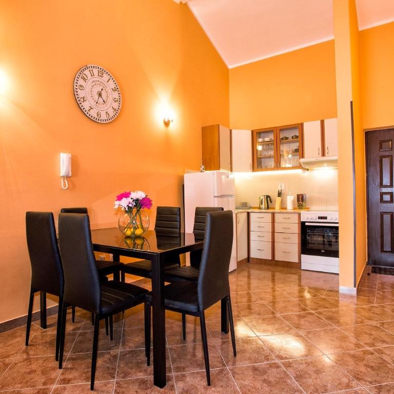 Apartment Sun Village Goran - Apartment with Garden View - 18
