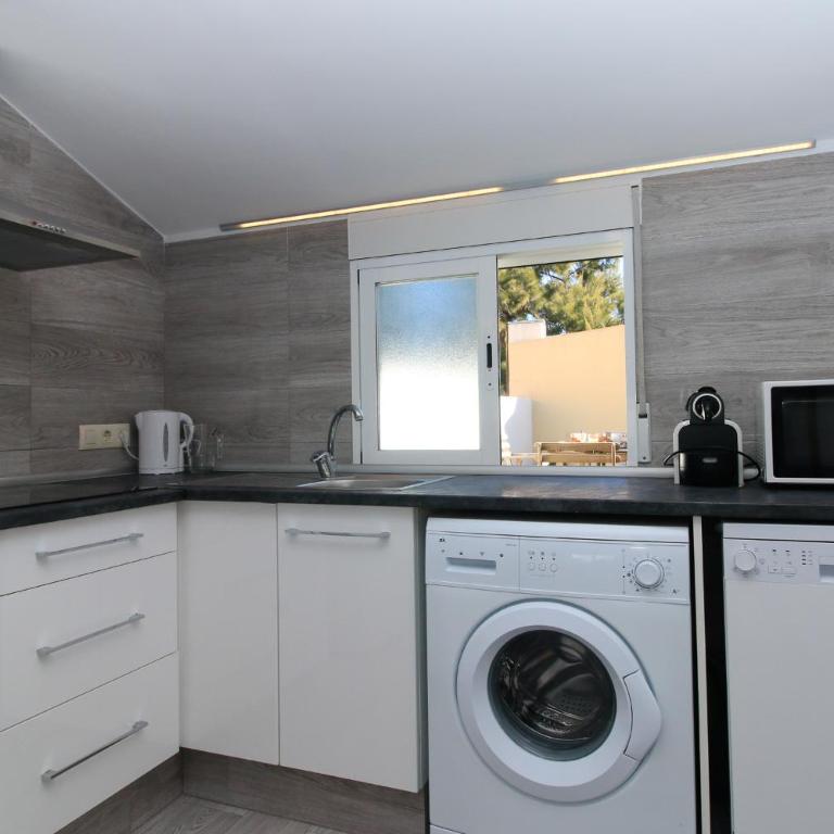BET Apartments - Tramontana Apartments - One bedroom penthouse with terrace - 11