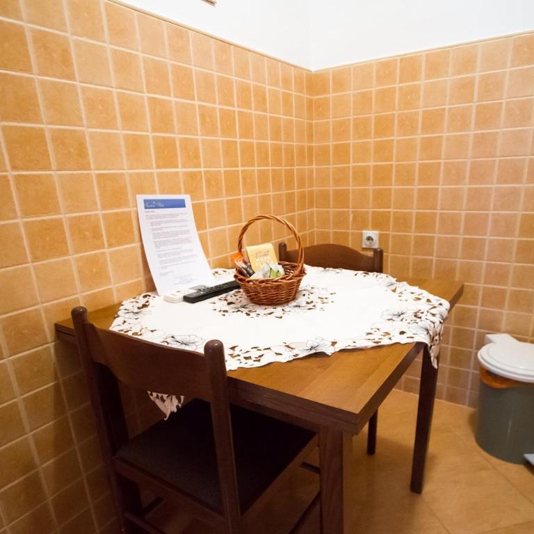 Studio Apartments Petkovic - Two-Bedroom Apartment - 4