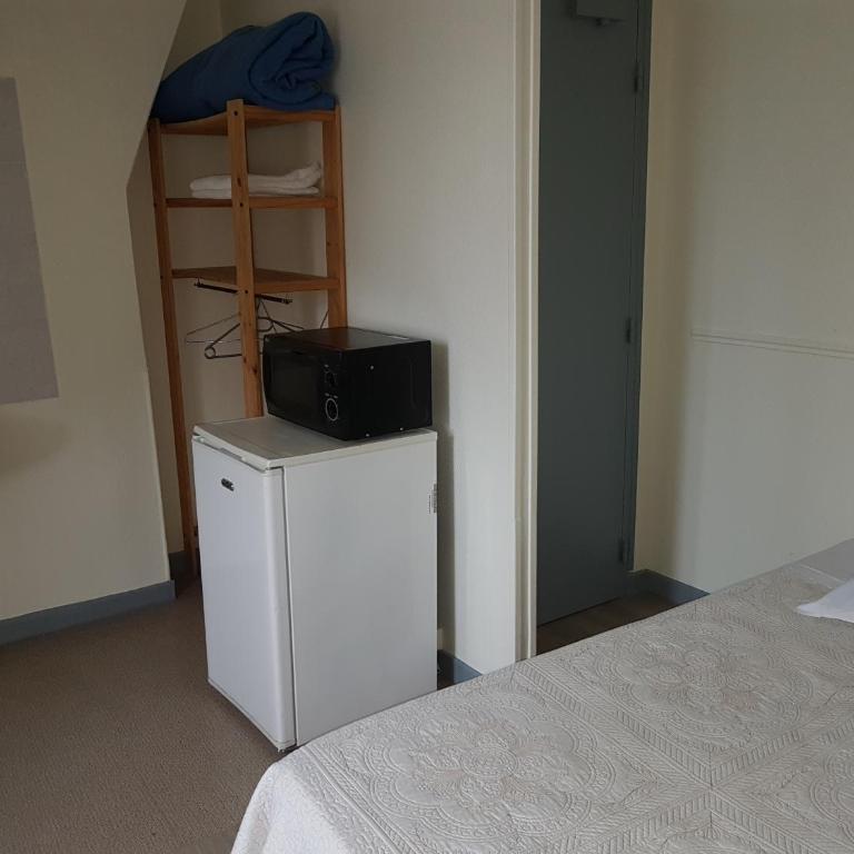 Au Royal Mad - Chambre Lits Jumeaux avec Salle de Bains Commune - 4