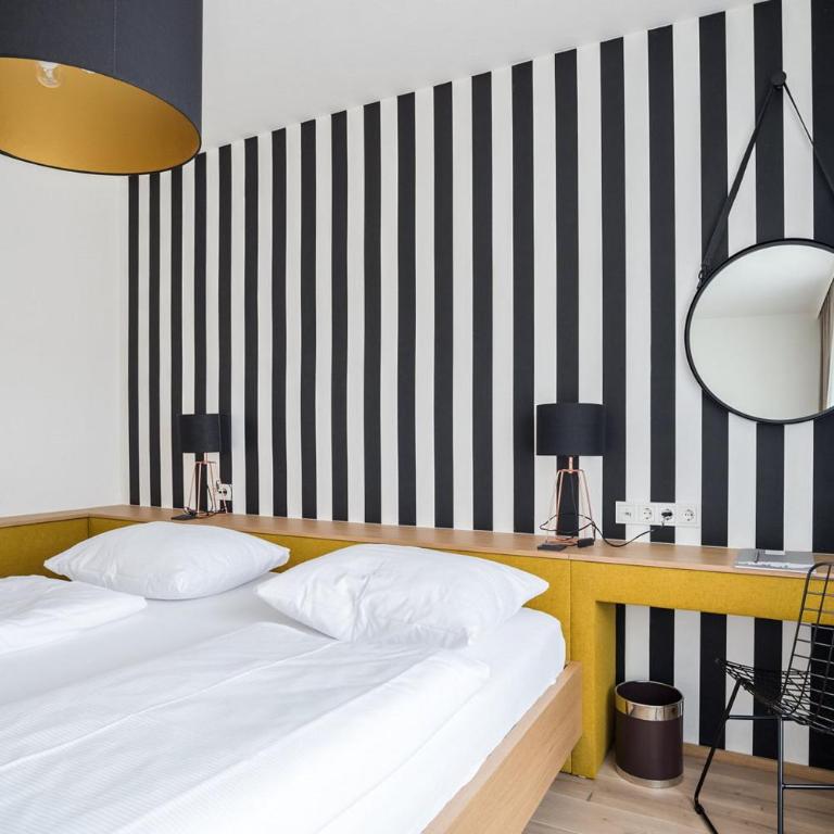 Altstadthotel Weisse Taube - Premium Doppelzimmer - 4