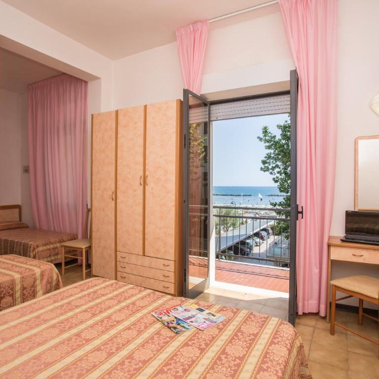 Hotel Pineta - Camera Quadrupla - 5