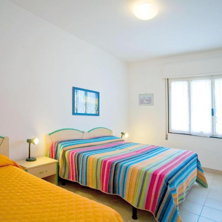 Angela - Two-Bedroom Apartment - 7