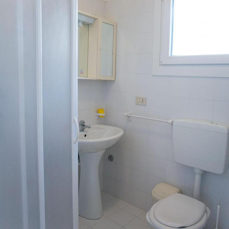 Angela - Two-Bedroom Apartment - 5