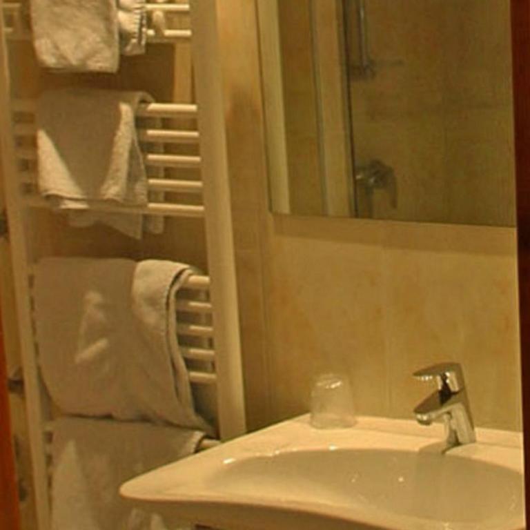Hotel Les Chalets - Chambre Quadruple - 2