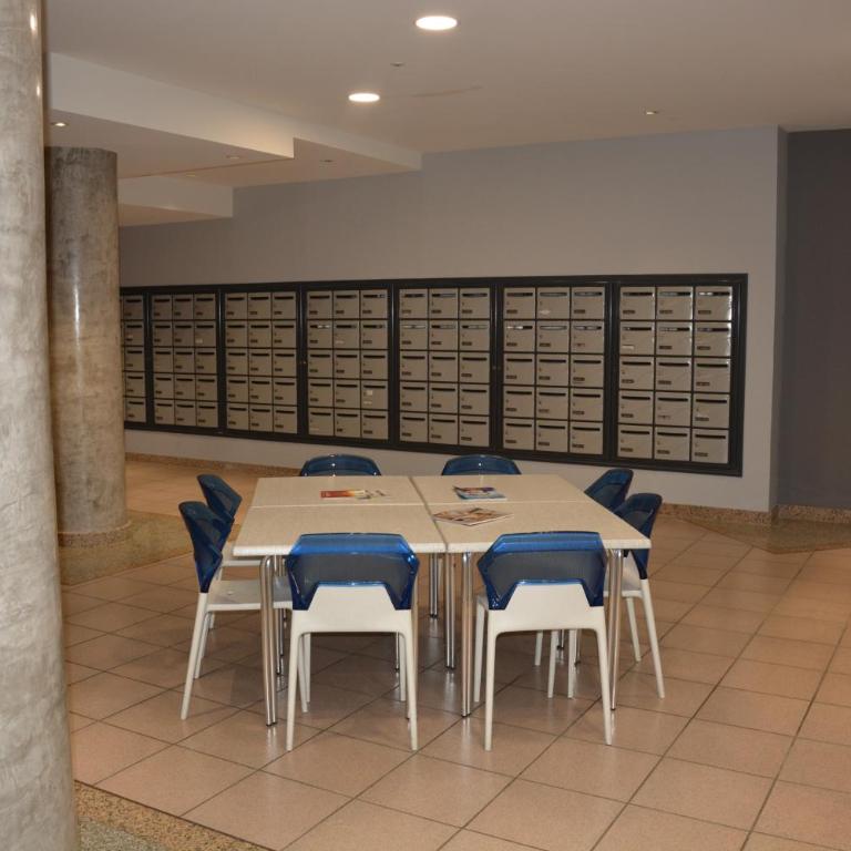 Appartement T2 vue mer et montagne avec piscine , au pied des plages - Appartement - Vue sur Mer - 14