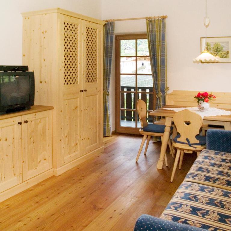 Plonerhof - One-Bedroom Apartment (4 Adults) - 5