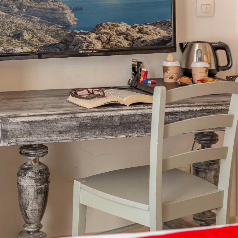 The Originals Boutique, Clair Hôtel, Martigues - Habitación Doble Privilege - 1